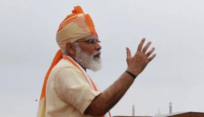 স্বাধীনতা দিবসে চীন ও পাকিস্তানকে হুঁশিয়ার করলেন মোদী