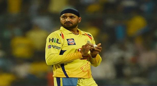 এবার আইপিএল থেকে সরে গেলেন হরভজন সিং