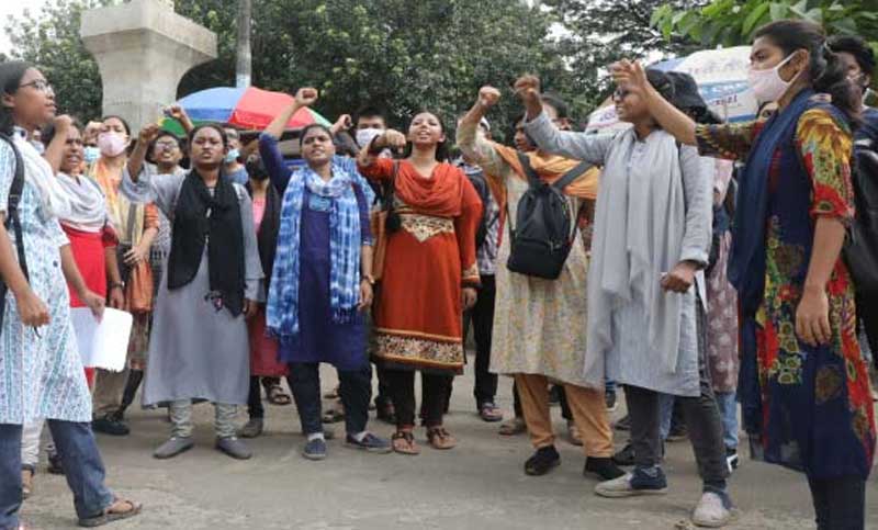 ধর্ষণ, নারী নির্যাতনের বিরুদ্ধে দেশজুড়ে বিক্ষোভ সমাবেশ মানববন্ধন