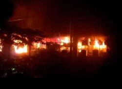 রাতে আশুলিয়ায় পোশাক কারখানায় আগুন, ভোরে নিয়ন্ত্রণে