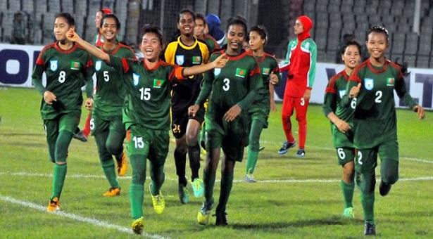 শক্তিশালী নারী দল গড়বে বাফুফে