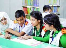 দুপুরে শিক্ষামন্ত্রীর সংবাদ সম্মেলন, আসতে পারে মাধ্যমিকে ভর্তি সংক্রান্ত নির্দেশনা