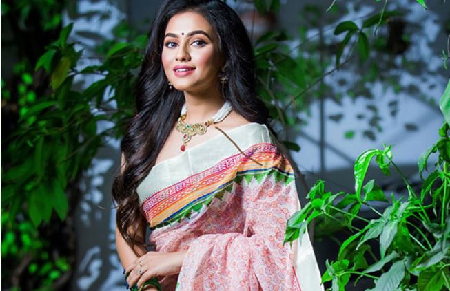 নুসরাত ফারিয়া করোনায় আক্রান্ত