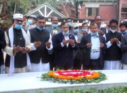 জাতির পিতার সমাধিতে পানি সম্পদ প্রতিমন্ত্রীর শ্রদ্ধা