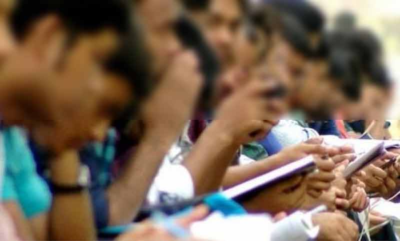 চাকরি প্রার্থীরা দিশাহারা