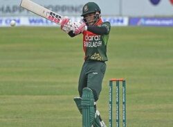 আইসিসির মে মাসের সেরার লড়াইয়ে তিনে মুশফিক