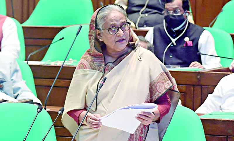 সংসদে প্রধানমন্ত্রী টিকা দেওয়ার পরে সব স্কুল খুলে দেব