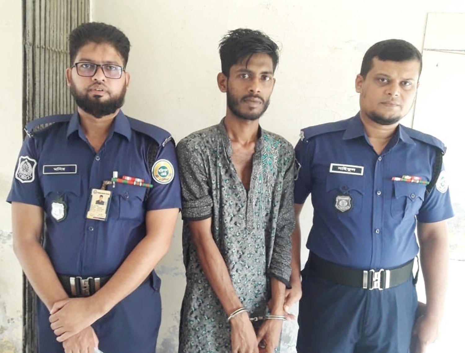 বরিশালে সংঘবদ্ধ ধর্ষনের শিকার গৃহবধূ, আটক ১